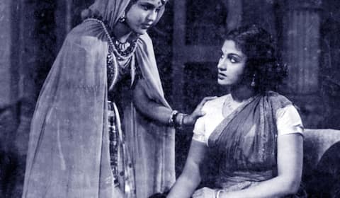 பிளாஷ்பேக்: சந்திரலேகாவை தேடி அலைந்த எழுத்தாளர்கள்