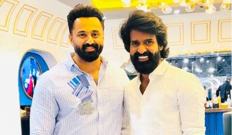 சூரியின் நட்புக்காக மாமன் கேரள புரமோஷனில் கலந்துகொண்ட உன்னி முகுந்தன்