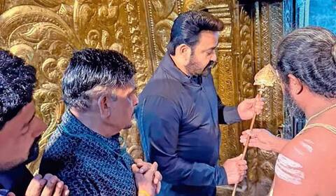 திருமலைக்குமாரசாமி கோவிலில் மோகன்லால் தங்க வேல் செலுத்தி தரிசனம்