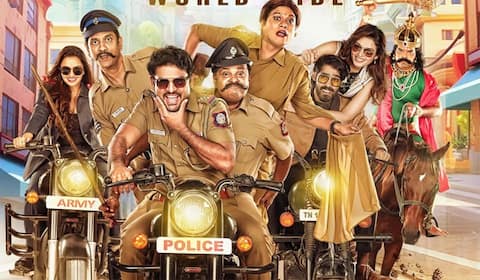 பெண் வேடத்தில் நடித்த விஜய் டிவி புகழ்