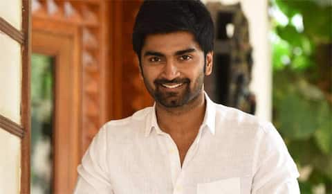 முதல் முறையாக இரட்டை வேடத்தில் அதர்வா