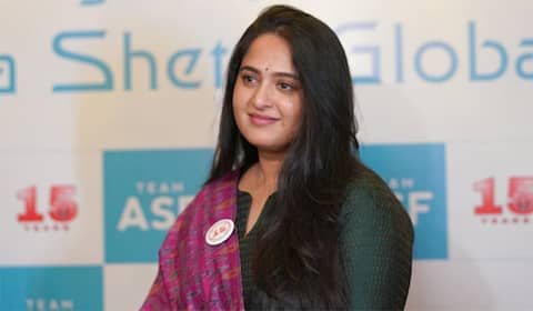 ‛ஐ லவ் யூ சொன்ன சக மாணவன் : முதல் காதலை பகிர்ந்த அனுஷ்கா