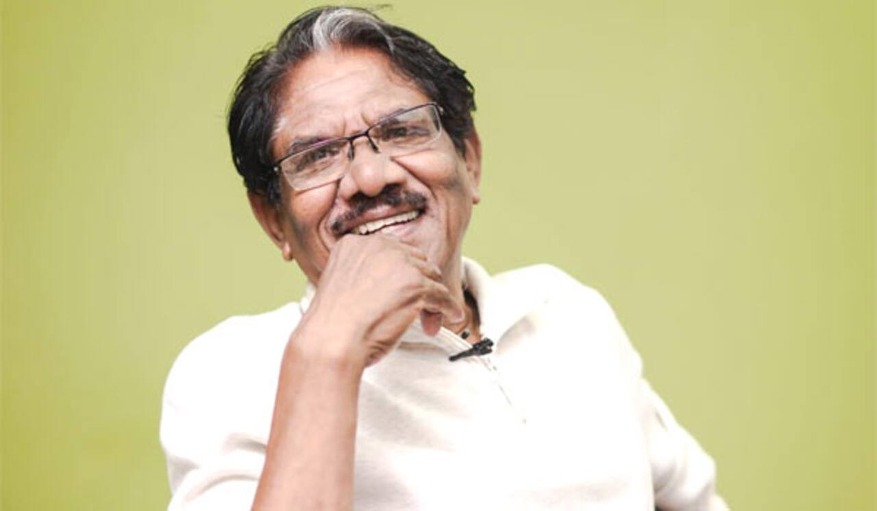 மலேசியாவில் இருந்து சென்னை திரும்பினார் பாரதிராஜா : பாராட்டு விழா எப்போது?