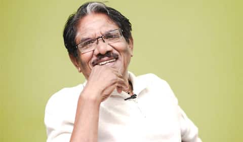 மலேசியாவில் இருந்து சென்னை திரும்பினார் பாரதிராஜா : பாராட்டு விழா எப்போது?