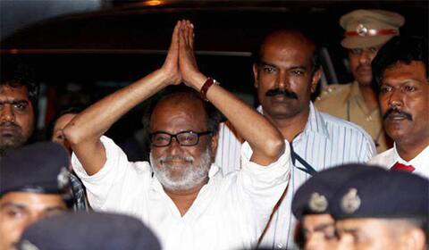 ரஜினி ரசிகர்களுக்கு நேற்று முக்கியமான நாள் : அப்படி என்ன சிறப்பு தெரியுமா?