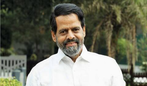 இயக்குனர் மீது பொய் வழக்கு ; நடிகையை தொடர்ந்து அவரது வழக்கறிஞரும் கைது