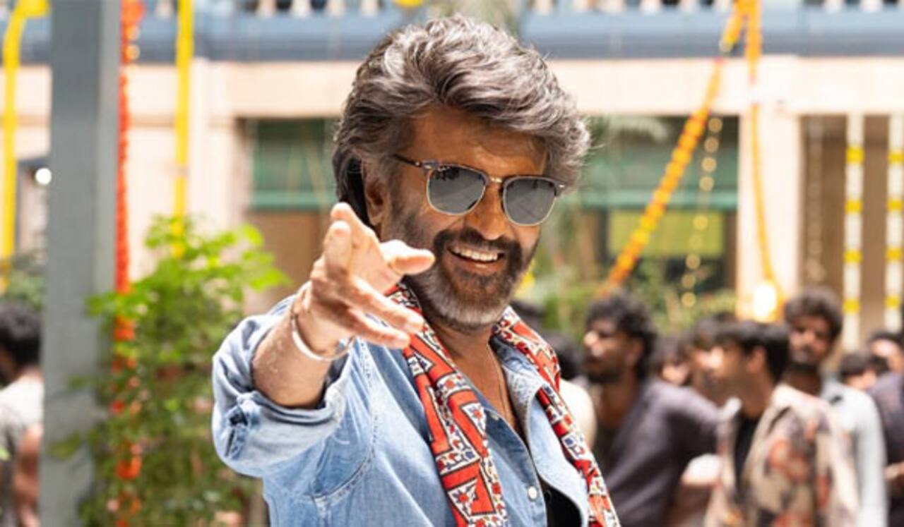 முதல் நாள் சாதனை வசூலை நோக்கி கூலி