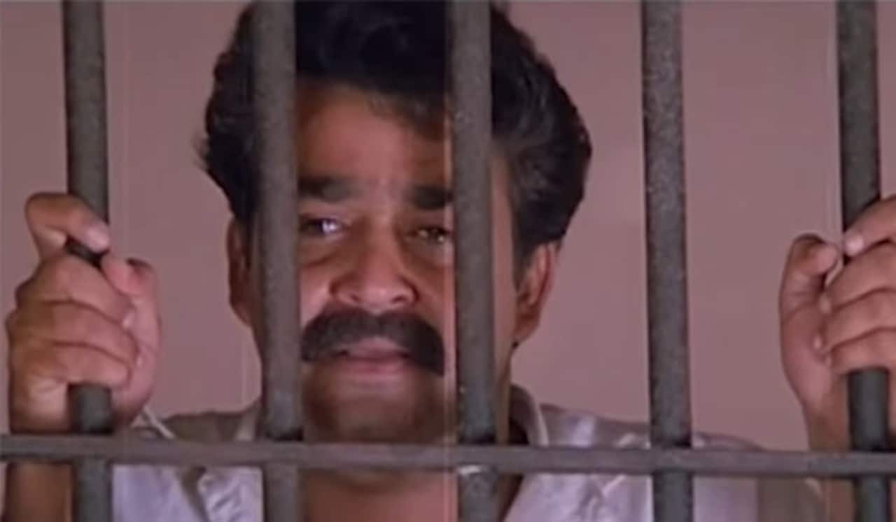 பிளாஷ்பேக் : நிஜமான தூக்குக் கயிற்றை மோகன்லால் கழுத்தில் மாட்டிய இயக்குனர்