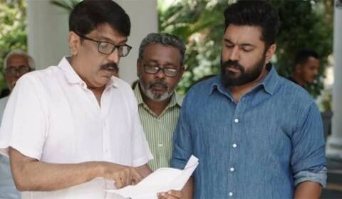 மோகன்லாலின் ஆஸ்தான இயக்குனரின் அரசியல் படத்தில் கைகோர்த்த நிவின்பாலி