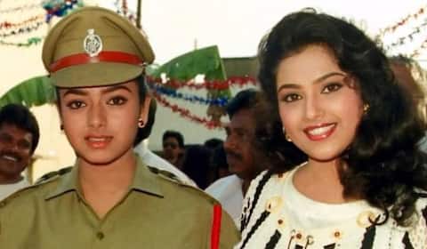 சவுந்தர்யாவுடன் சேர்ந்து நானும் போயிருக்க வேண்டியது : மீனா பகிர்ந்த புதிய தகவல்