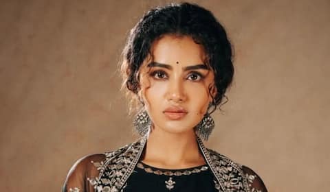 இப்போதும் மனதை அழுத்தும் சோகம் ; அனுபமா பரமேஸ்வரன்