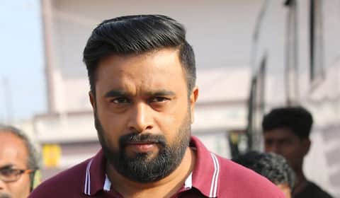 போலீஸ் வேடத்தில் சசிகுமார்