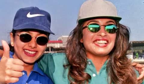 டிவி நிகழ்ச்சியில் சவுந்தர்யாவை நினைத்து கண் கலங்கிய ரம்யா கிருஷ்ணன்