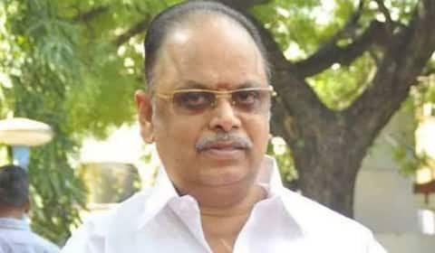 இயக்குனர் வி.சேகர் மருத்துவமனையில் அட்மிட் : மகன் உருக்கமான வேண்டுகோள்