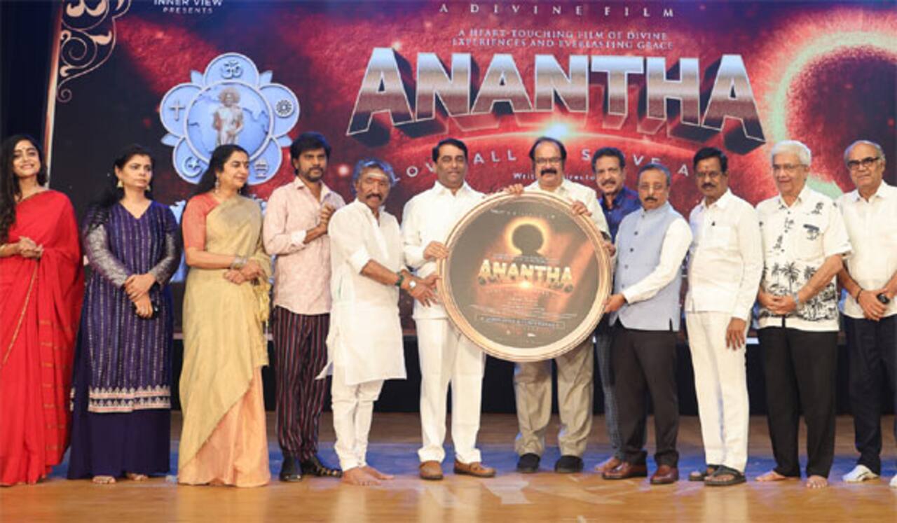 அனந்தா படத்தில் நடந்த அதிசயங்கள் : சத்யசாய்பாபா மகிமை சொன்ன சுரேஷ் கிருஷ்ணா