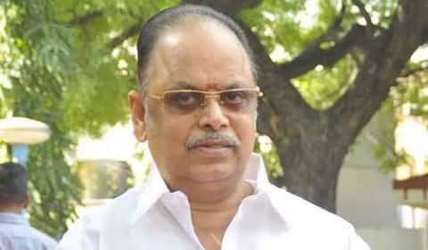 குடும்பங்கள் கொண்டாடிய படங்களின் இயக்குனர் வி சேகர் காலமானார்