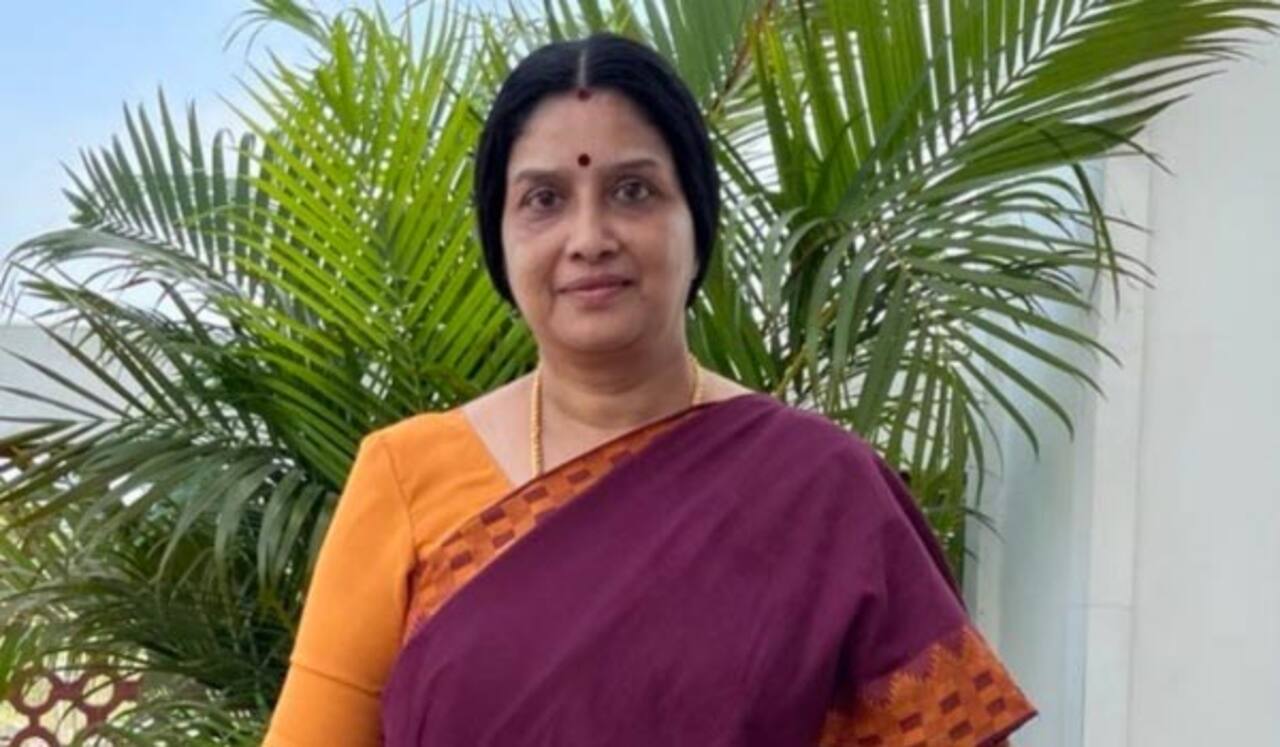 50 வருட திரையுலக பயணத்தில் இருந்து ஓய்வு பெறும் நடிகை துளசி
