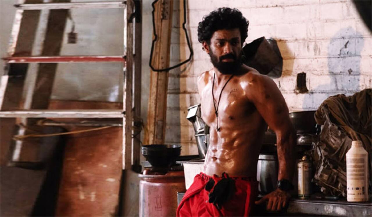 சிக்ஸ் பேக் மூலம் என்னை நானே செதுக்கி கொண்டேன் : மகத் சொல்கிறார்