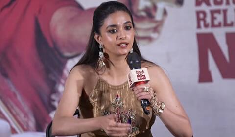 சிரஞ்சீவி ரசிகர்களிடம் மன்னிப்பு கேட்ட கீர்த்தி சுரேஷ்!