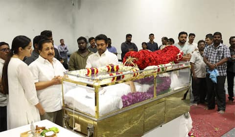 பணிவு, பண்பு, ஒழுக்கம் ஆகியவற்றின் ஒட்டுமொத்த உருவம் ‛ஏவிஎம் சரவணன் : திரையுலகினர் புகழஞ்சலி