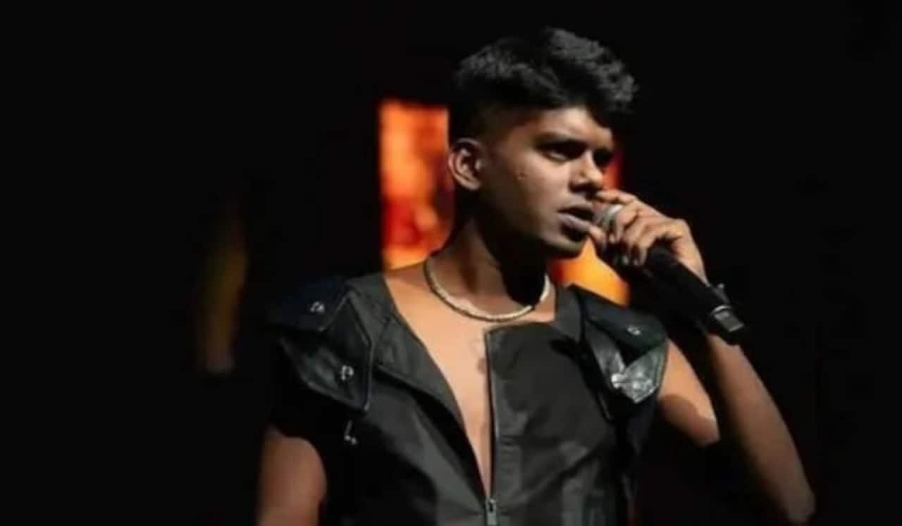 கூட்ட நெரிசலால் கேன்சல் செய்யப்பட்ட ரேப்பர் வேடன் இசை நிகழ்ச்சி : ரயில் விபத்தில் பலியான ரசிகர்