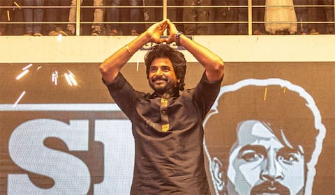 ஜனநாயகன், பராசக்தி மோதல்: விஜய் என்ன சொன்னாரு தெரியுமா? சிவகார்த்திகேயன் விளக்கம்