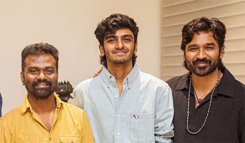 டிரெண்டுக்கு ஏற்றபடி இசையமைப்பாளரை தேர்வு செய்தாரா தனுஷ்?
