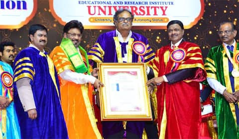 இயக்குனர் பாக்யராஜ்க்கு டாக்டர் பட்டம்