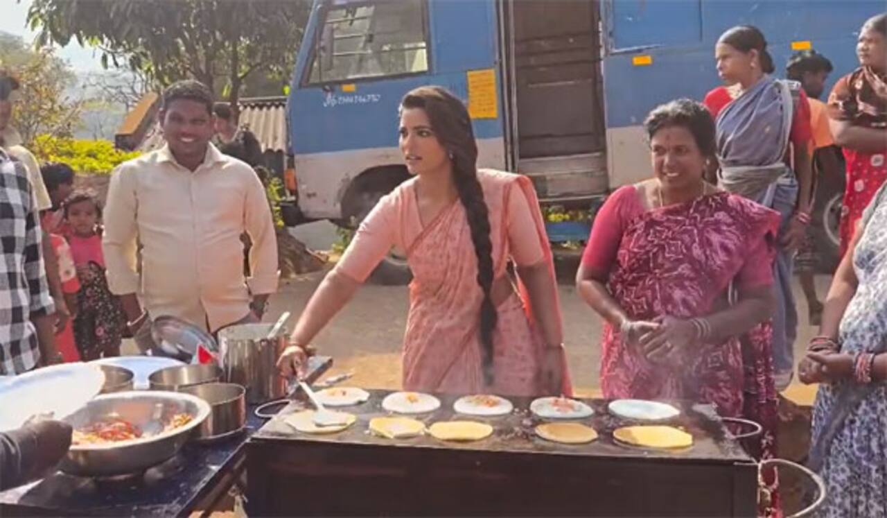தெலுங்கு படப்பிடிப்பின்போது படப்பிடிப்பு தளத்தில் தோசை சுட்ட ஐஸ்வர்யா ராஜேஷ்!