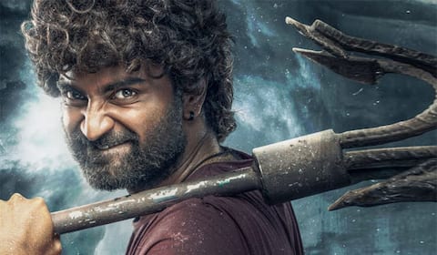 மீனவர் பிரச்னையை தனித்துவமாக பேசும் வலை: இரட்டை வேடங்களில் நடிக்கிறார் அதர்வா