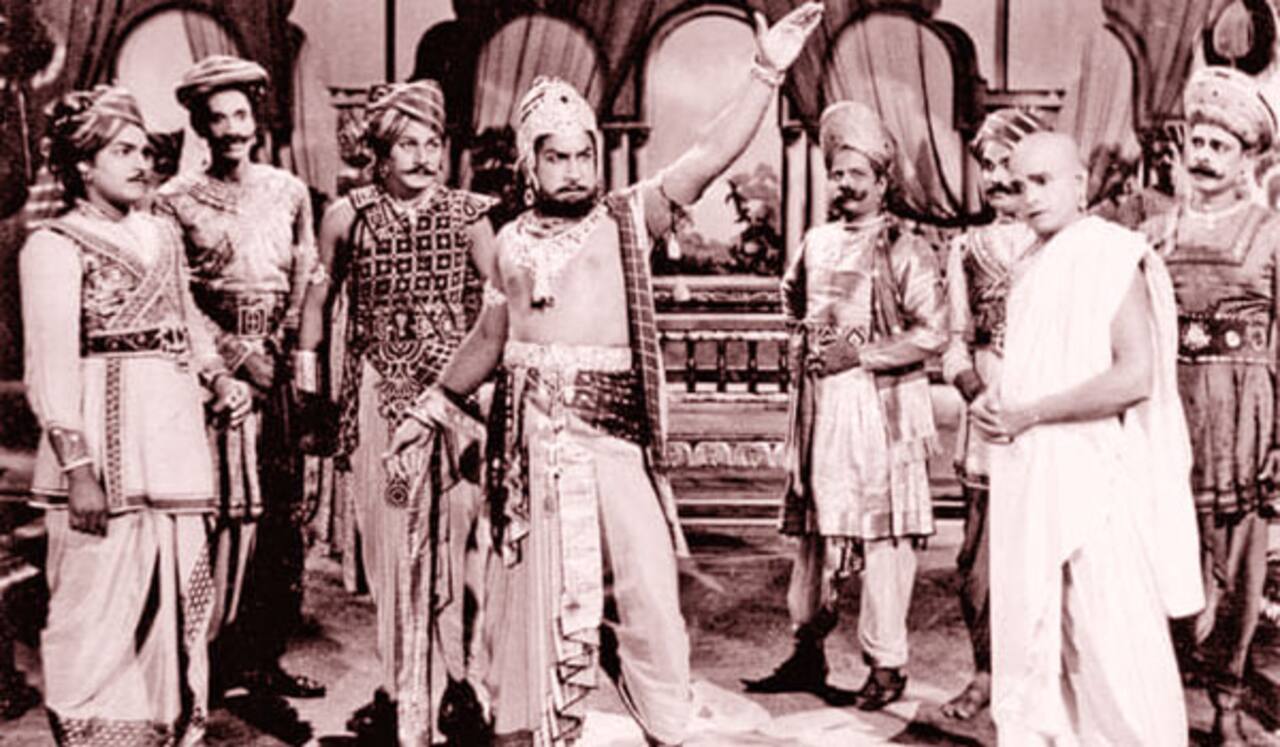 பிளாஷ்பேக்: நாடகத்தால் வெற்றி பெற்ற படம்