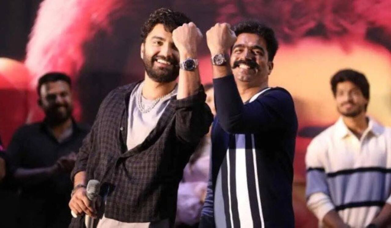 ‛கேஜிஎப் இசையமைப்பாளருக்கு 35 லட்சம் மதிப்புள்ள கோல்டு வாட்ச் பரிசளித்த விஸ்வக் சென்