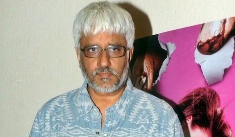சிறை எனக்கு ஐந்தாம் வீடு போல ; ஜாமினில் விடுதலையான இயக்குனர் விக்ரம் பட் விளக்கம்