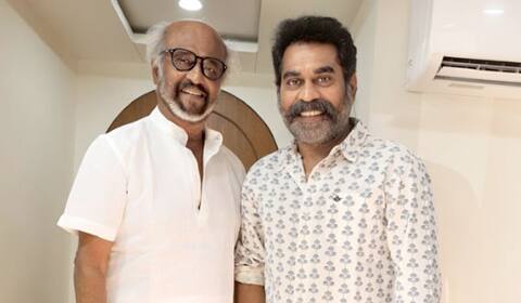 ரஜினி ஒரு வித்தைக்காரர் : சுராஜ் வெஞ்சரமூடு