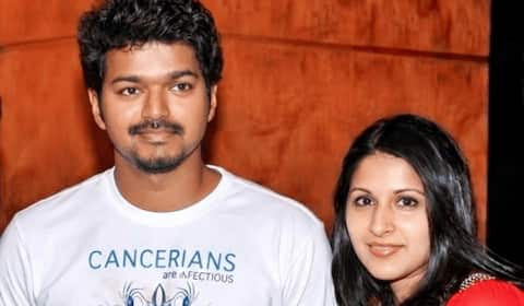 சென்னையில் வீடு இன்றி தவிக்கிறேன்... நீலாங்கரை வீட்டிற்குள் அனுமதிக்க கோரி விஜய் மனைவி சங்கீதா மனு