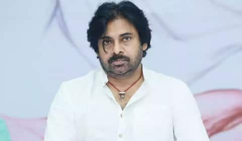 ஆன்லைன் மோதல், ரசிகர்கள் சண்டை வேண்டாம் - பவன் கல்யாண் அட்வைஸ்