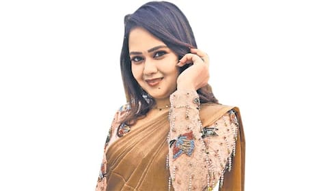 மாடர்ன் வில்லி மகாலட்சுமி