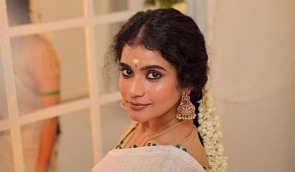 சின்னத்திரையில் இருந்து விலகுகிறார் சுபிக்ஷா: சினிமாவில் கவனம் செலுத்த முடிவு