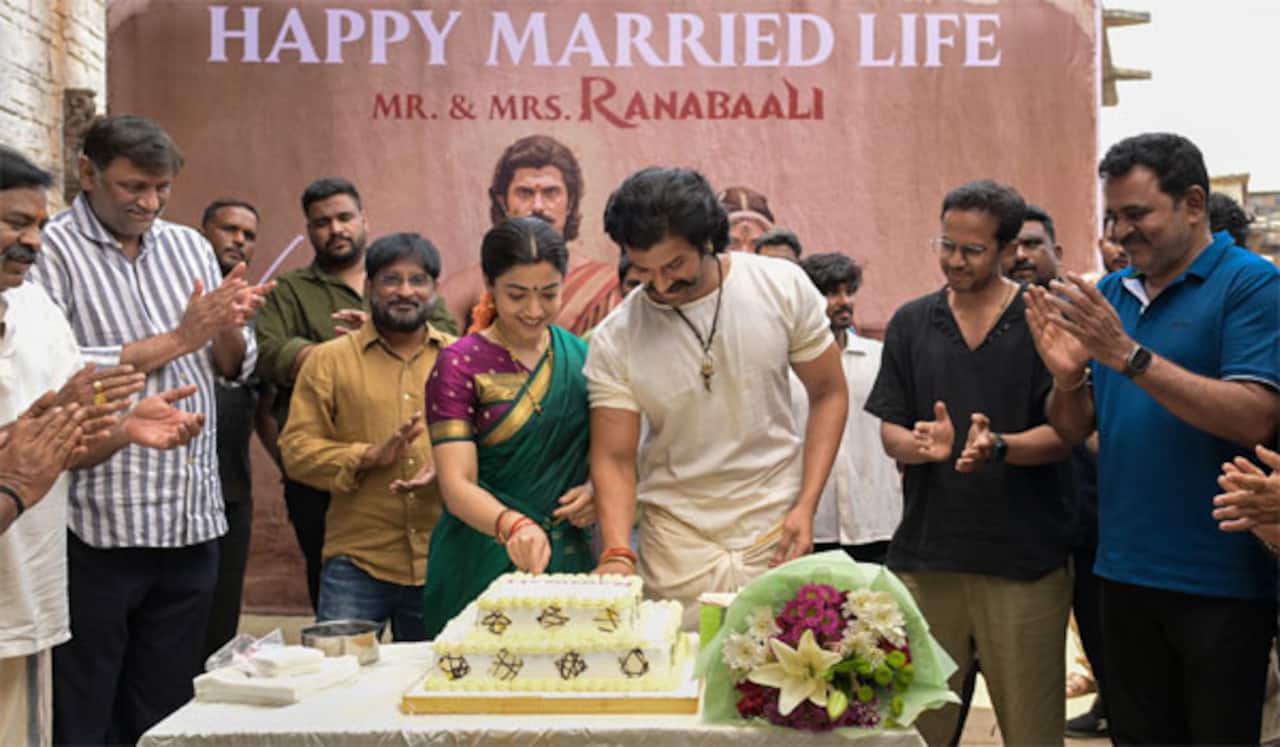 புதுமணத் தம்பதியை வரவேற்ற ரணபாலி குழு