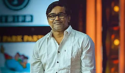 விஸ்வரூபம் படத்தின் கதையை சொல்ல முடியாமல் போனது வருத்தம்! - செல்வராகவன்