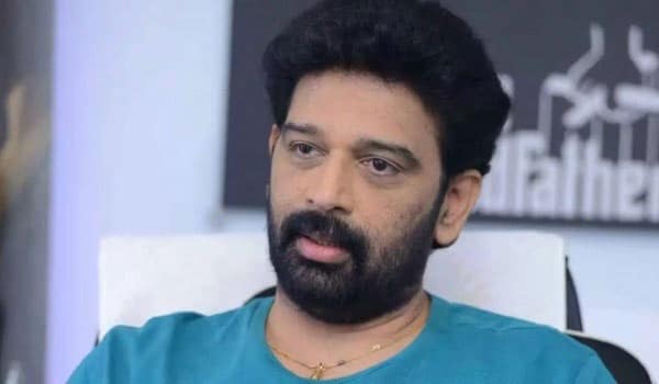 நடிகைகள் யாரும் விரும்பி தவறான பாதையில் செல்வதில்லை : ஜேடி சக்கரவர்த்தி
