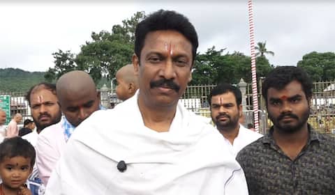 திருப்பதி கோயிலில் சமுத்திரக்கனி வழிபாடு : விஜய்க்கு வாழ்த்து