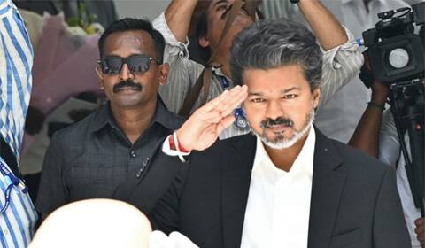 சினிமா பிரபலங்களின் வாழ்த்து மழையில் முதல்வர் விஜய்