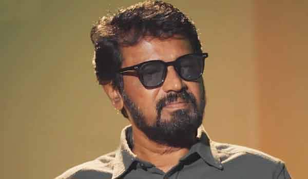 டைம் கொடுங்க.... விஜய் ஆட்சி நடத்த அனுமதிக்க வேண்டும் : சேரன்