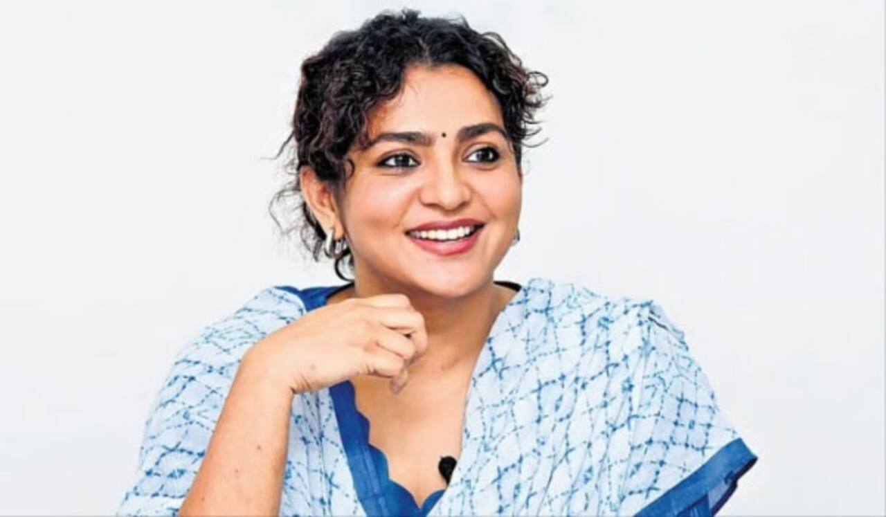இத்தனை நாளாக செய்யாத ஒரு விஷயத்தை ஐம் நோபடி படப்பிடிப்பில் செய்த பார்வதி