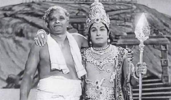 பிளாஷ்பேக்: எம் ஜி ஆரை முதன்முதலாக பார்த்து, வியந்து நின்ற சாண்டோ எம் எம் ஏ சின்னப்பதேவர்