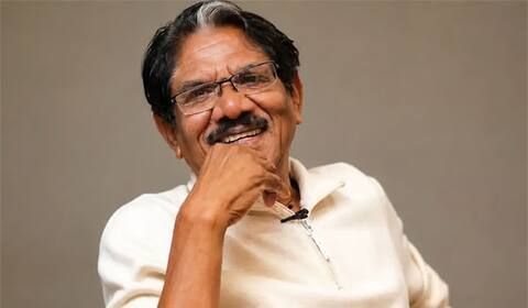 தேனி தோட்டத்தில் பாரதிராஜா உடல் அஞ்சலிக்காக வைப்பு : இறுதி அஞ்சலி செலுத்தும் ஊர் மக்கள்