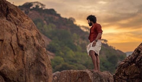 சேயோன் கிராமத்து கெட்டப் புகைப்படத்தை வெளியிட்ட சிவகார்த்திகேயன்!