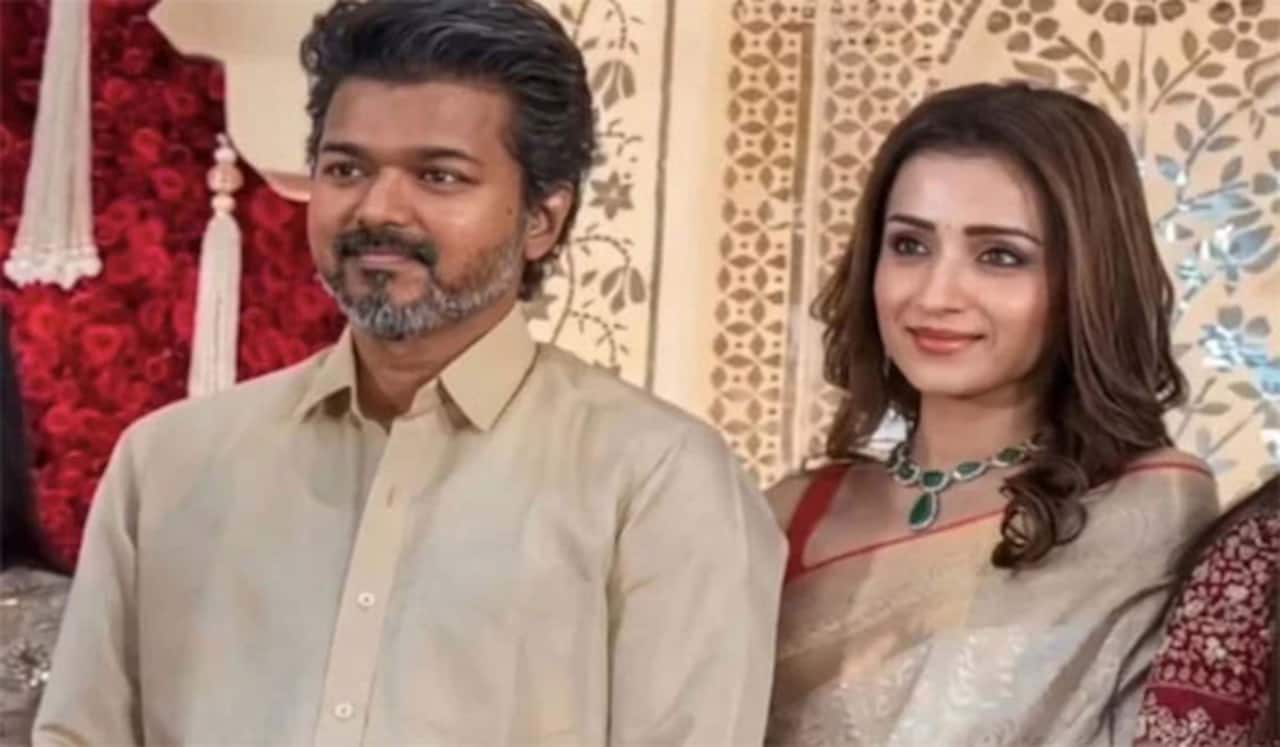 விஜயை அன்பாலோ செய்தாரா திரிஷா?