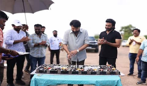 பத்மபூஷன் விருது பெற்ற மம்முட்டி : ஓம் படப்பிடிப்பில் கேக் வெட்டி கொண்டாட்டம்